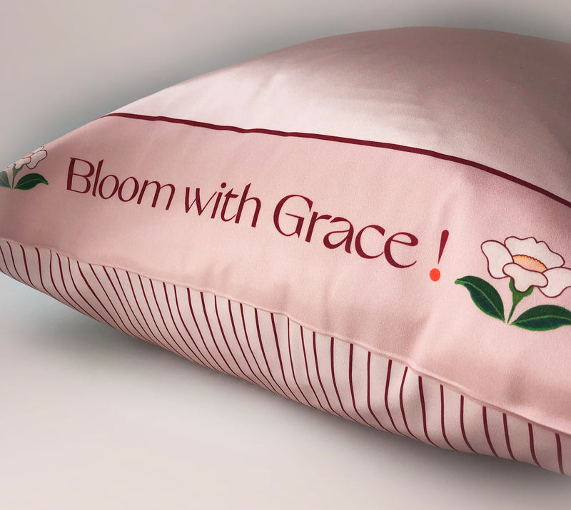 "BLOOM WITH GRACE" SILK EYEMASK AND PILLOWCASE SET
